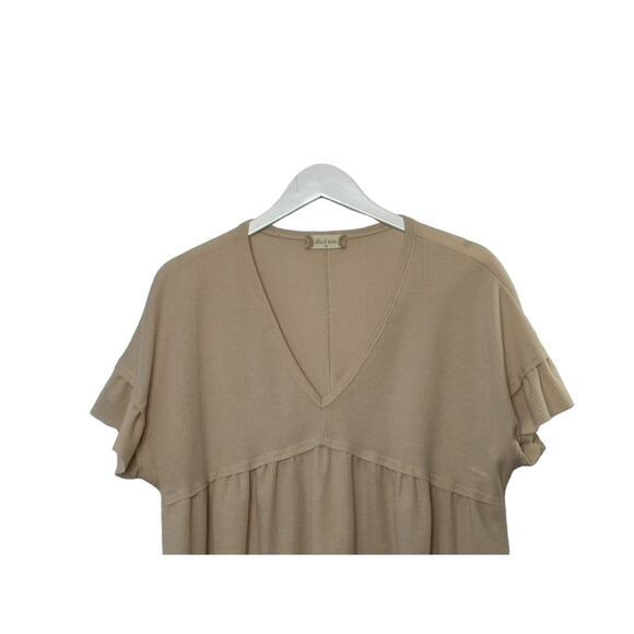 Altar'd State Beige V-Neck Cropped Cropped Flutter Sleeve Top Women's Medium - Picture 2 of 6